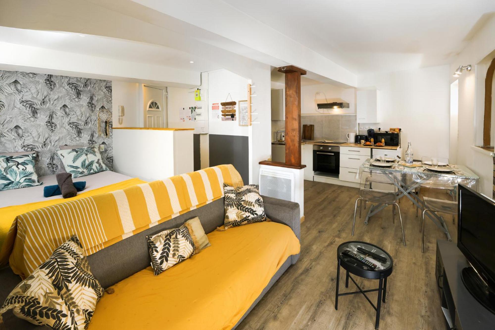 Le Cathare-Limoux-Wifi-Parking Free-Oc-Keys Apartment Bagian luar foto